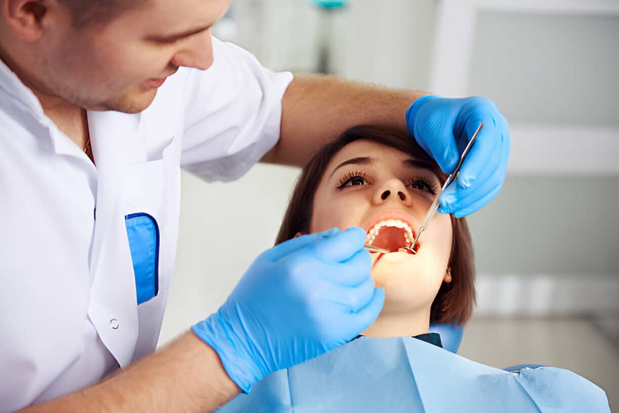 Crowns vs. Fillings: Which One Is Best for You?